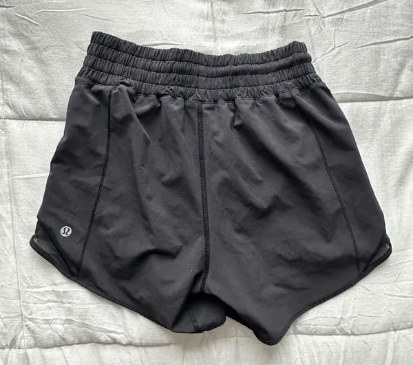 lululemon black hotty hots size 2 tall 4” inseam - Image 2