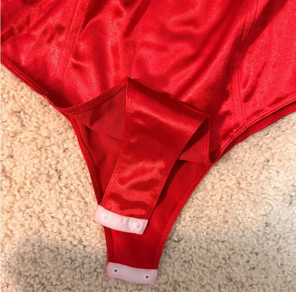 Princess Polly Red bodysuit - Image 2