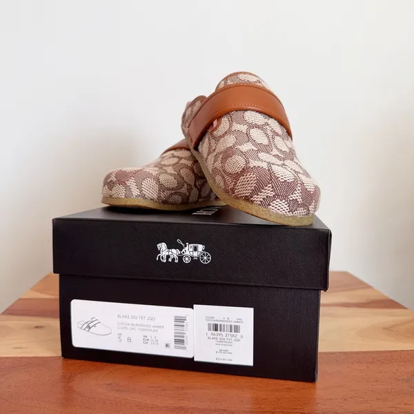 NWT Coach Blake Clog In Signature Textile Jacquard size US5 - Image 2