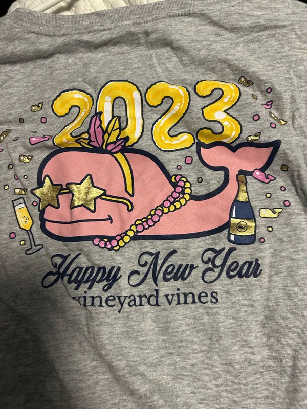Vineyard Vines Long Sleeve New Year - Image 5