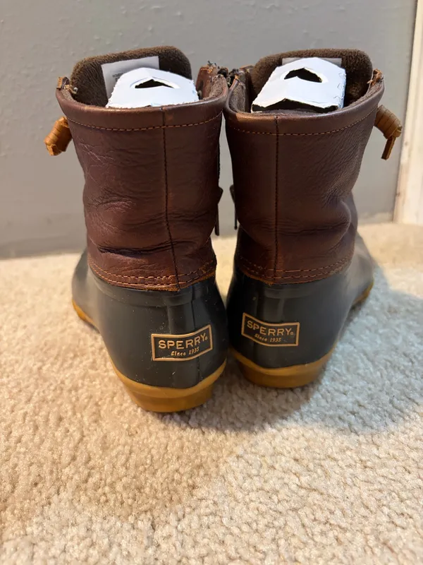 Leather brown and black sperry duck boots - Image 4