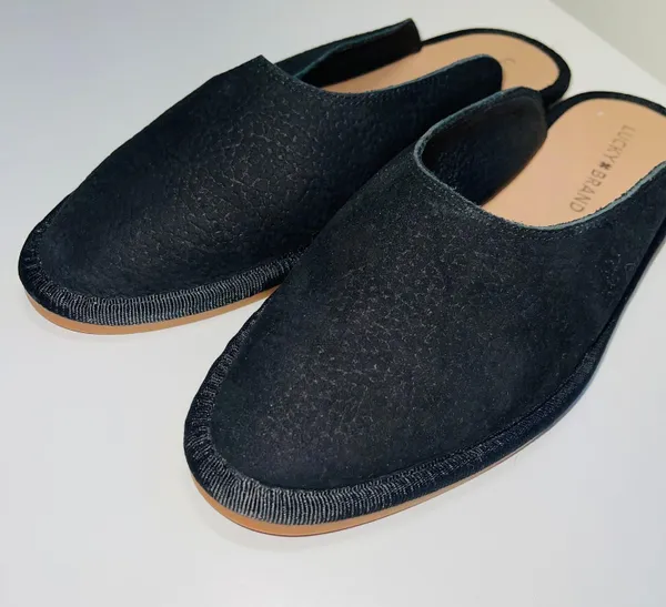Lucky Brand Arvy Nib Black Embossed Slip-on Mules - Image 4