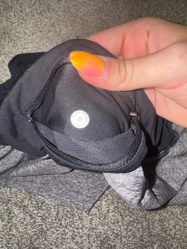Lululemon Speed Shorts 2.5" - Image 4