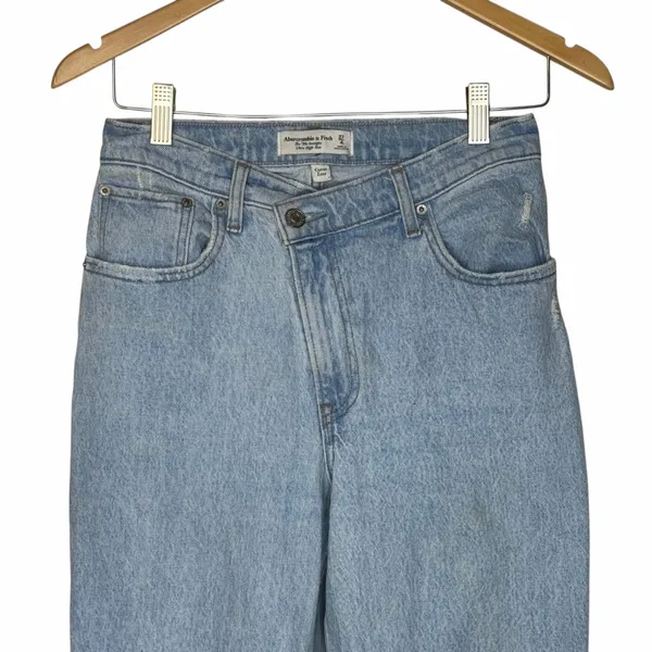 Abercrombie & Fitch The ‘90s Straight Ultra High Rise Jeans Size 27 - Image 10