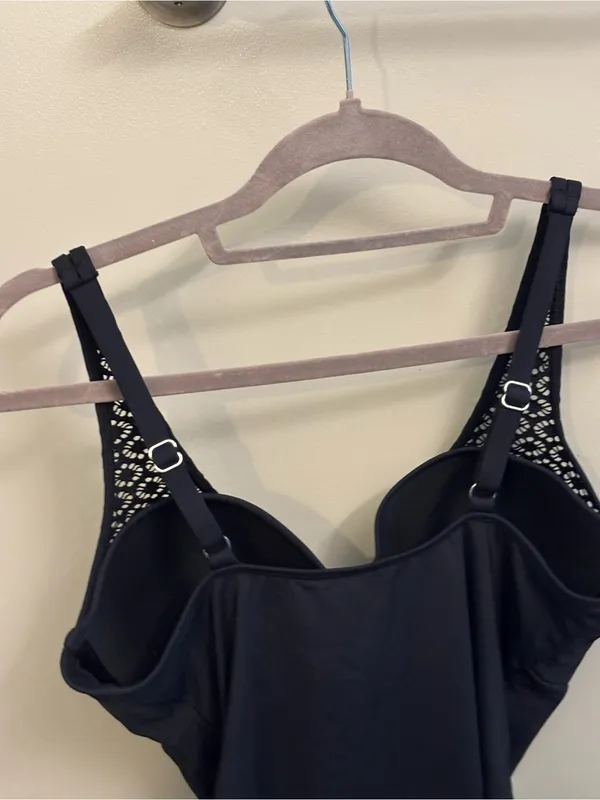 CUPSHE Black Sweetheart Ultimate Beauty One-Piece Swimsuit Large Underwire - Image 7