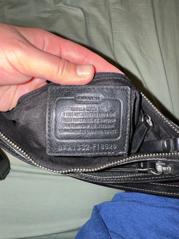 Coach Peyton Signature File Bag - Image 3