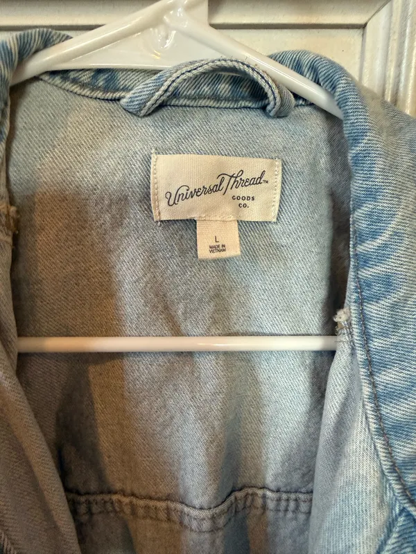 Universal Thread Jean Jacket - Image 4