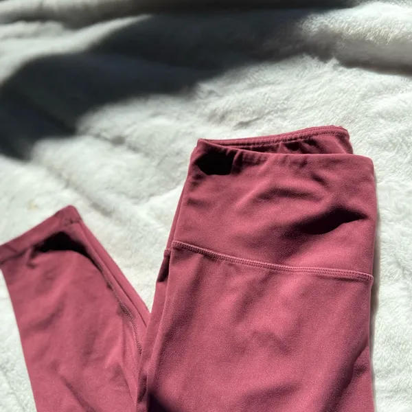 Yogalicious Luxe High Waist Leggings L Mauve Buttery Soft - Image 4