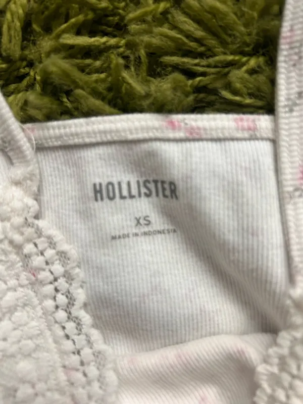 Hollister Tank Top - Image 2