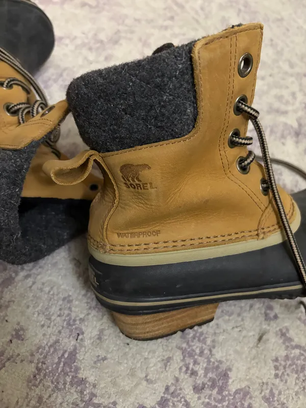 Sorel Slim Pack ll Lace Boots - Image 8