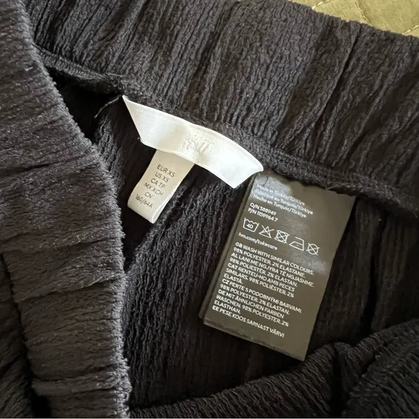 H&M Black Gauze Wide Leg Pants - Image 4
