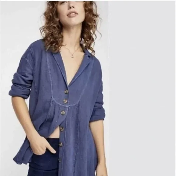 Free People All About the Feels Navy Gauze top - Image 2