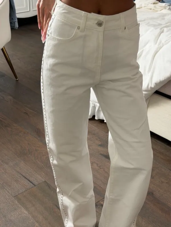 ZARA High-Waisted Studded Jeans - Image 3