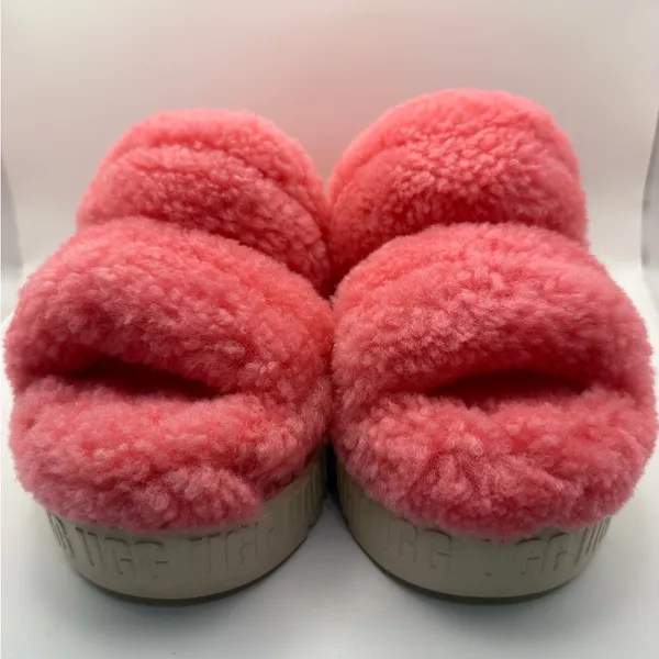 LIKE NEW UGG Women's Oh Fluffita Platform Slippers‎ Pink Fuzzy Size 6 - Image 4