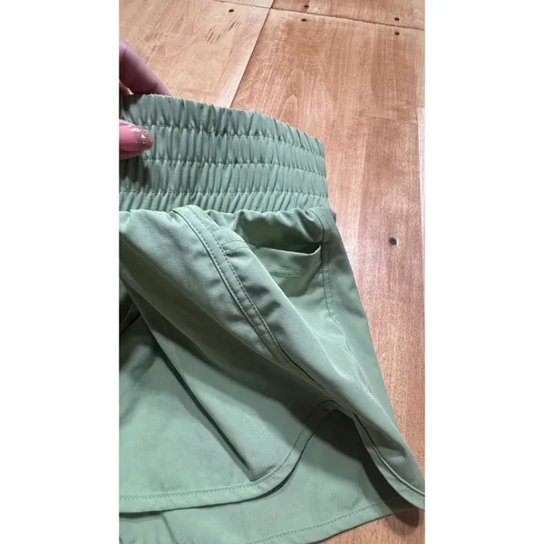 Raya Sun Womens Sage Green Smocked‎ High Waist Athletic Running Shorts Size M - Image 3