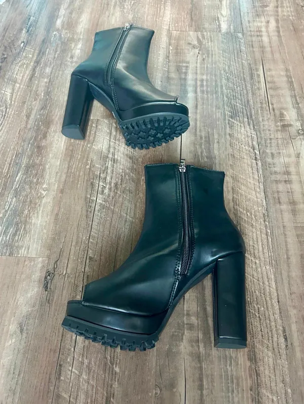 Heeled Peep Toe Booties Black Size 6.5 - Image 5
