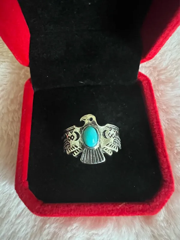 Gorgeous Silver Simulated Turquoise Ring Size 7 - Image 2
