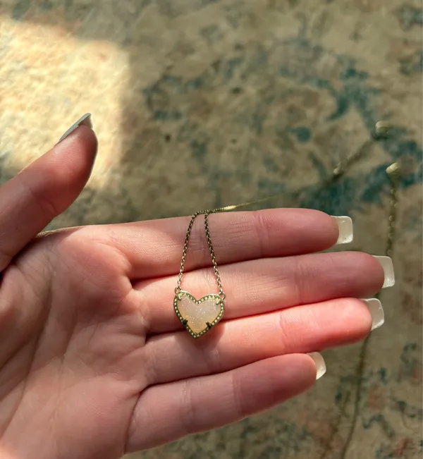 Kendra Scott Necklace - Image 3