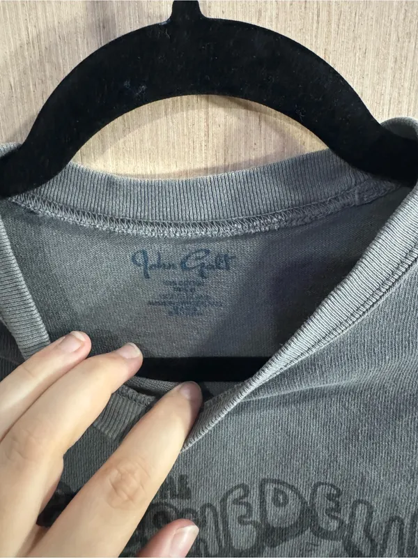 Brandy Melville John Galt Gray Psychedelic Aliens Short Sleeve Cropped Tee - Image 2