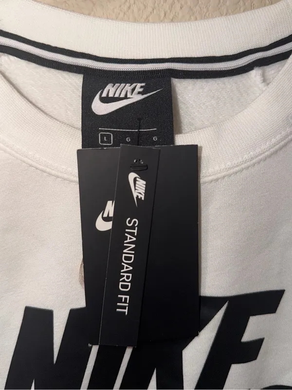 Nike Woman White Crewneck Sweatshirt with Black Logo - Image 4