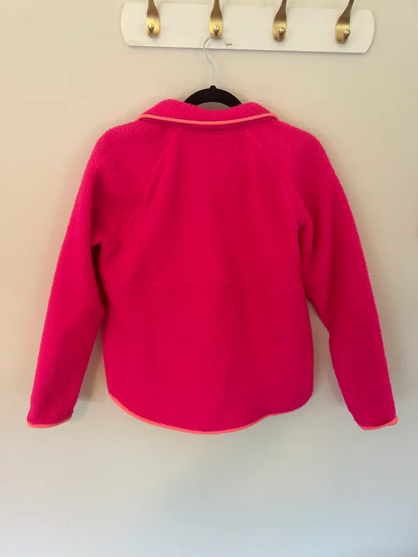 Vineyard Vines Pink Fleece Quarter Zip - Image 3