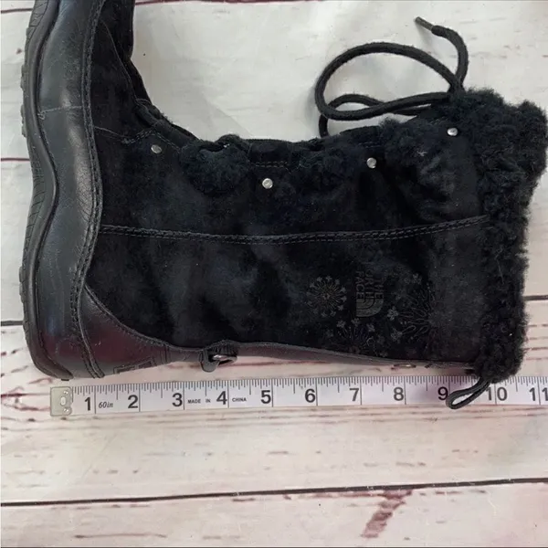 The North Face Abby Boots - Image 12