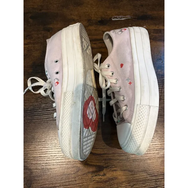 Converse Women's Chuck Taylor All Star Lift Platform Sneakers 8.5 Valentines Day - Image 3