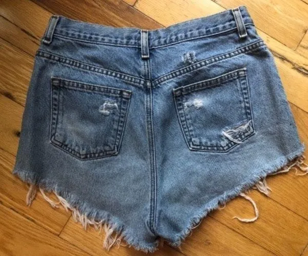 Liz Claiborne Vintage High Waisted Denim Short - Image 3