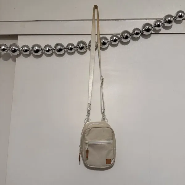 Thread Wallets Off White Crossbody Bag - Image 4