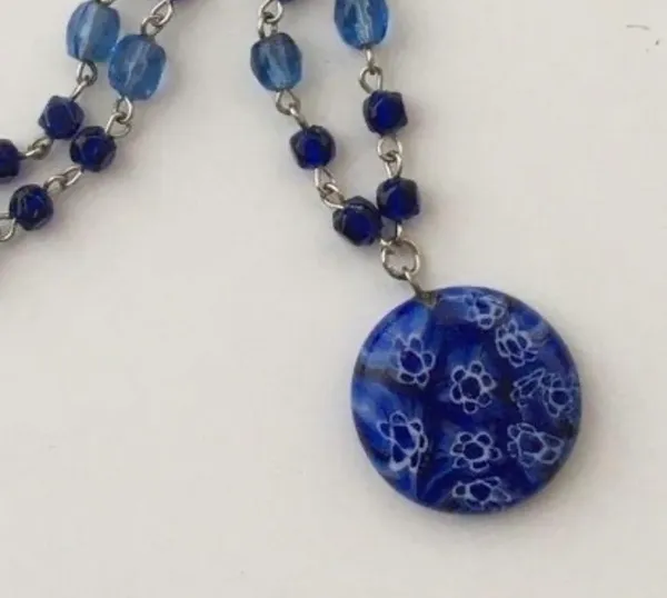 Gorgeous Chain & Beaded Necklace Blue Floral Glass Pendant - Image 3