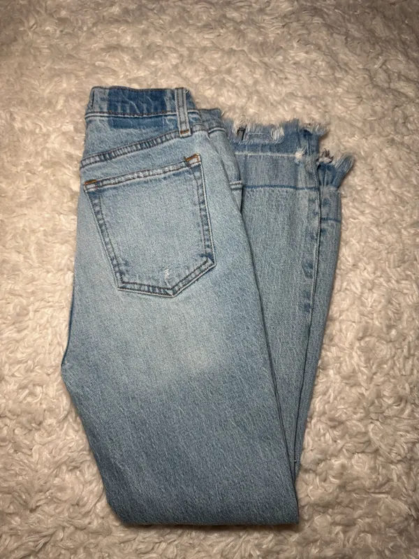 Abercrombie jeans - Image 2
