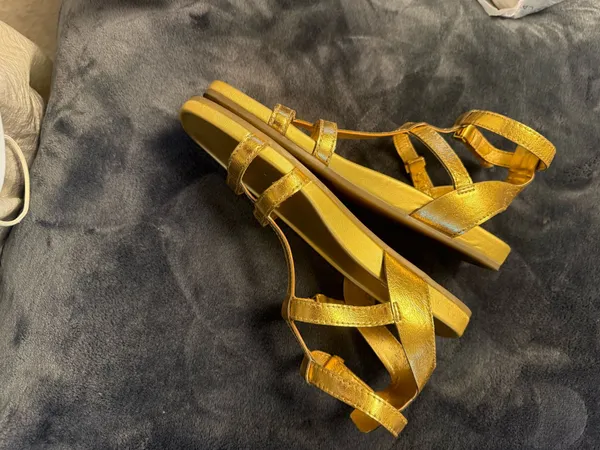 Franco Sarto Gold metallic strappy sandals #glamour #summer #heels - Image 5