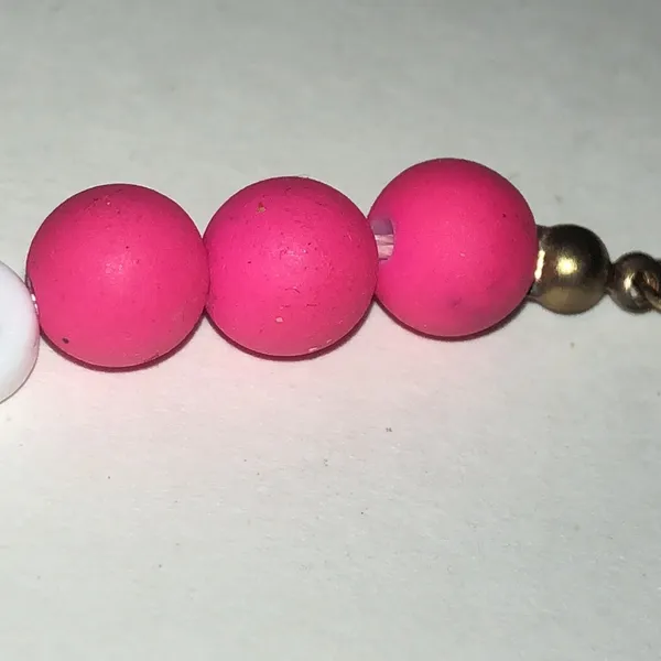 Magical Gold Tone Pink and White Beaded Boho Necklace - Image 8