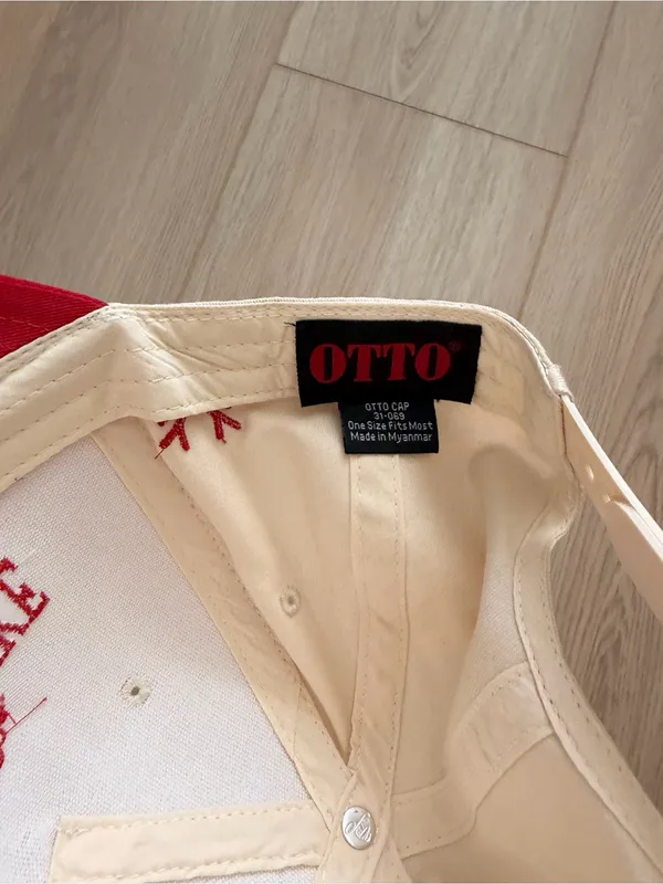 Urban Outfitters Embroidered Baseball Cap - Image 3