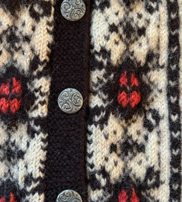 VTG Wool Chunky Knitted Cardigan Sweater M Black Cream Red Metal Scroll Buttons - Image 6
