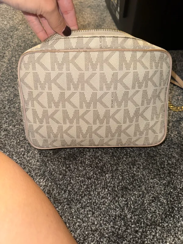 Michael Kors Purse Michael Logo Crossbody - Image 2