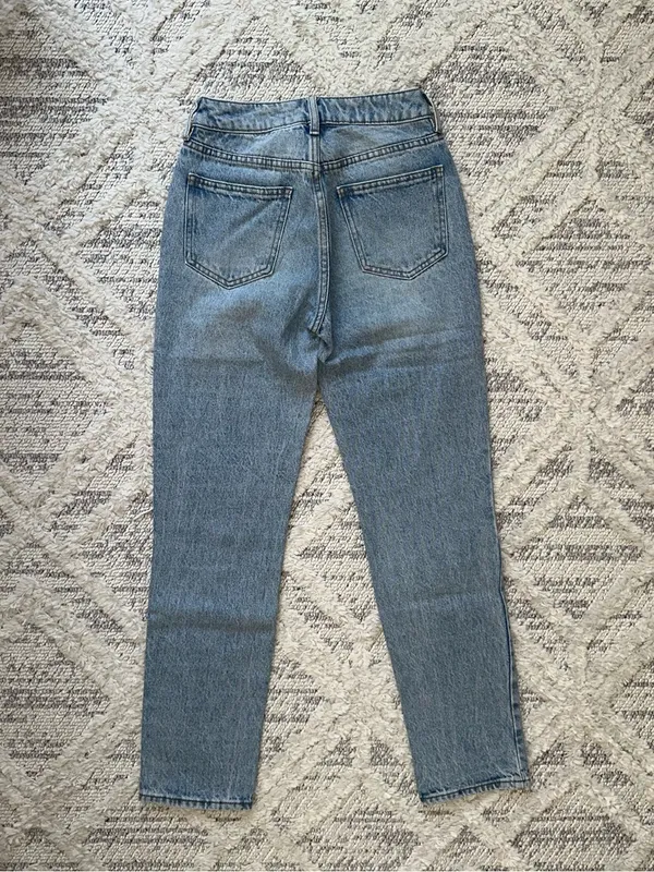 PacSun Distressed Mom Jeans - Image 3