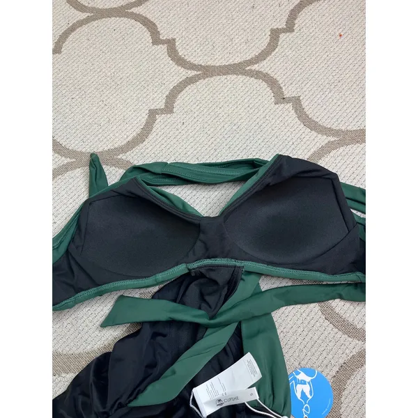 NWT Cupshe Colorblock Cutout One-Piece Black and Green Swimsuit, SIZE Small - Image 9