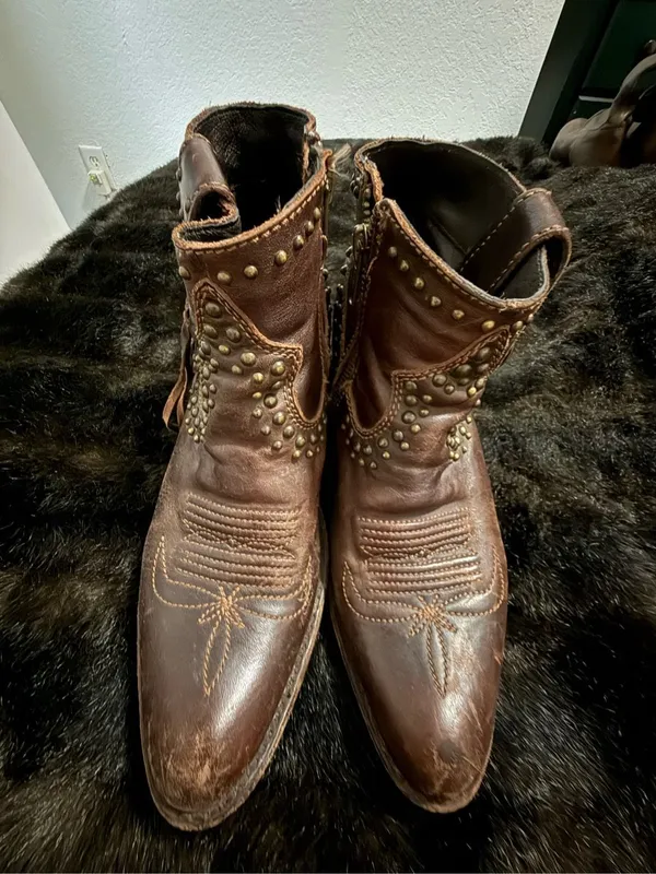 Liberty Black Leather Studded Western Ankle Boots Womens Sz 7.5 Side Zip - Image 3
