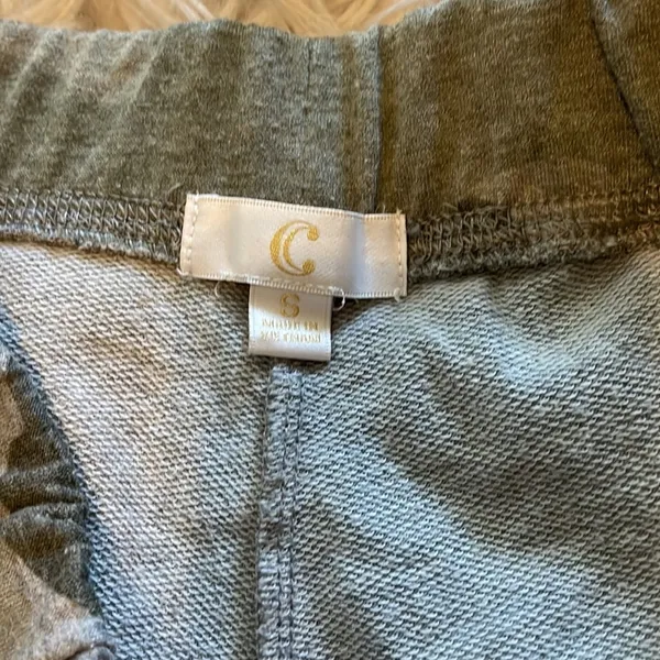 Charming Charlie Camo Sweatpants - Image 4