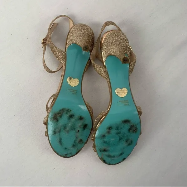 Betsey Johnson Strappy‎ Glitter Heeled Sandals in Gold Size 8 - Image 6