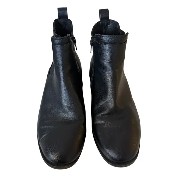 Frye & Co Women's Black Michael Chelsea Boots Size 8.5M Vegan Leather Minimalist - Image 2