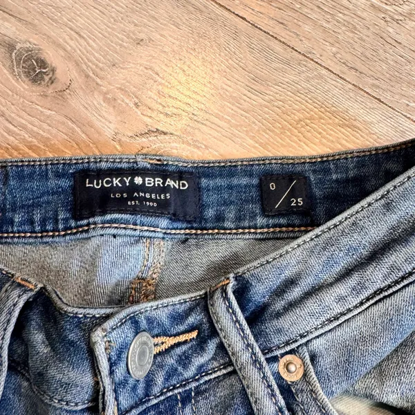 Lucky Brand Lolita Low Rise Crop Jeans Size‎ 0 or 25 Light Wash Denim Casual - Image 5