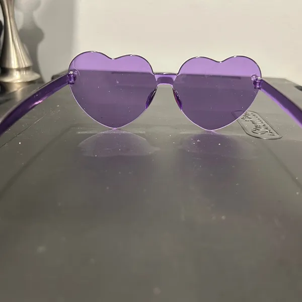 Purple Heart-Shaped Rimless Sunglasses - Image 5
