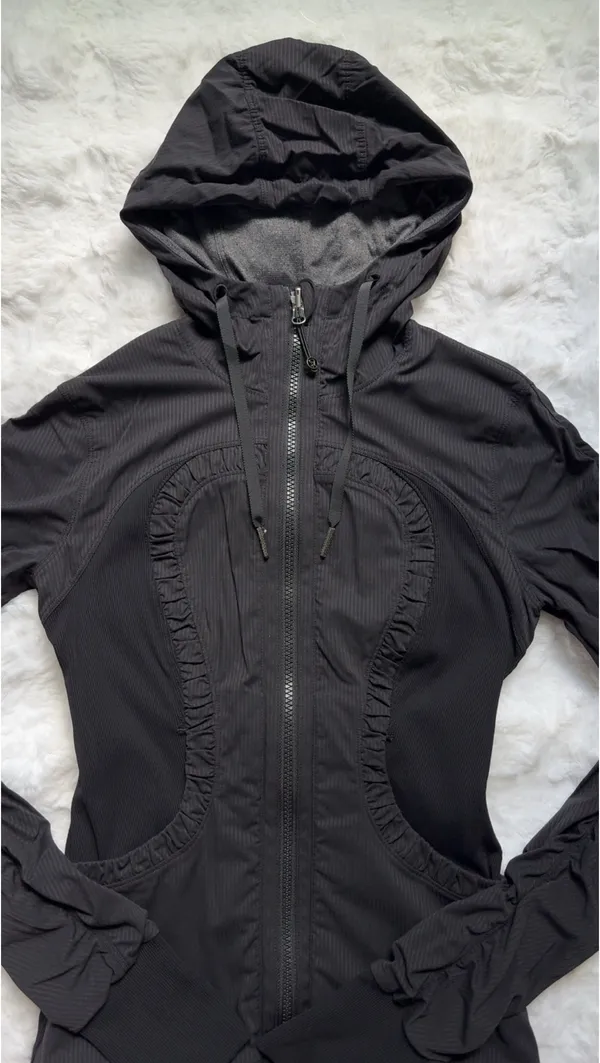 Lululemon Dance Studio Jacket, Size 2, NWOT - Image 3