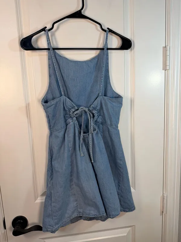 Zara Light Wash Denim Tie-Back Romper Size S - Image 4