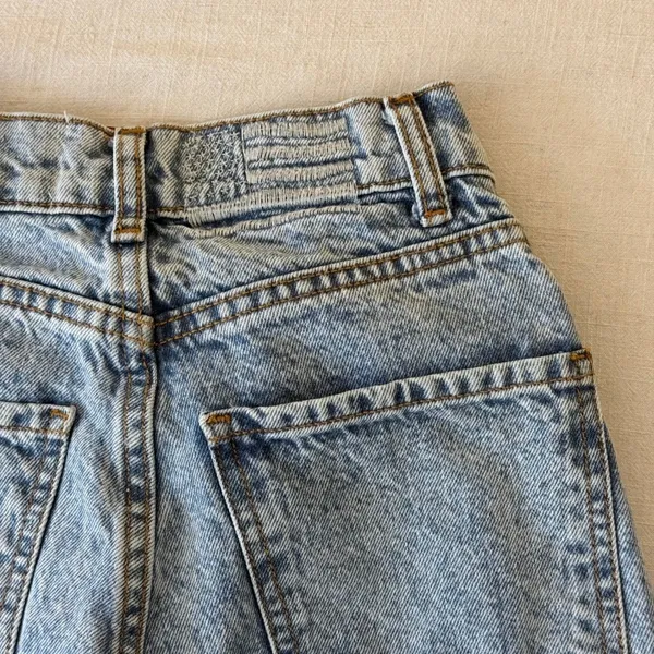 Revice Denim Jeans Womens‎ 24 Light Wash Blue Crossover Waist Straight Leg - Image 8