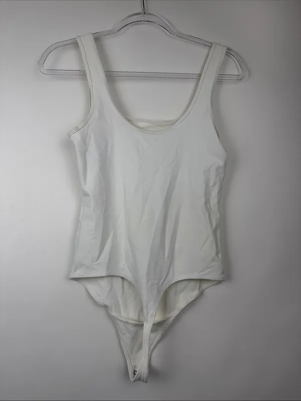 Abercrombie Soft AF Collection White Tank Sleeveless Bodysuit Size Medium - Image 4