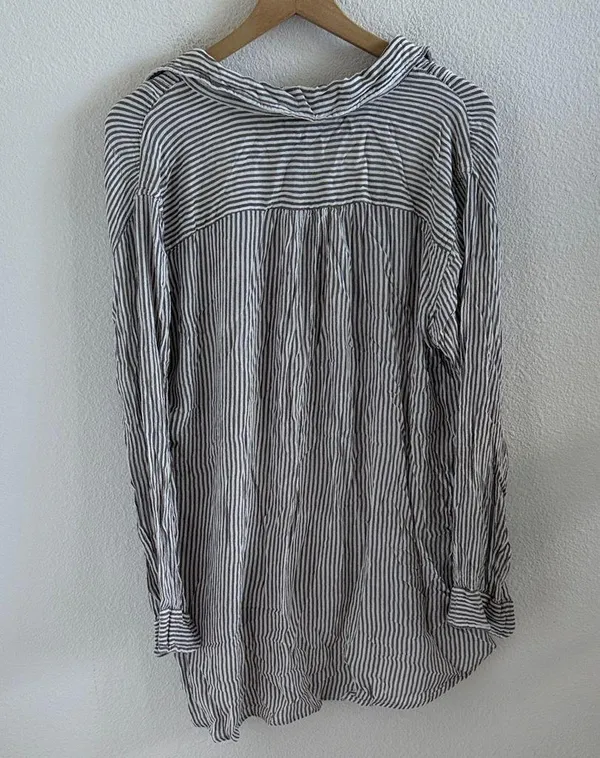 Free People One Gray and White Stripe Slouchy Pocket Top Small - Image 2