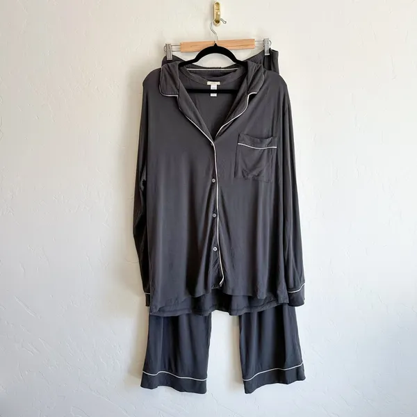 Eberjey | Gisele Long Sleeve Button Pant Pajama Set in Charcoal Grey - Image 2